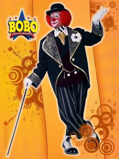Payaso Bobo Pelo de Escobeta con sombrero bombín y bastón